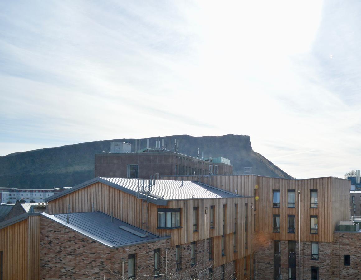 Crags View Apartment On The Royal Mile EDI Exteriér fotografie
